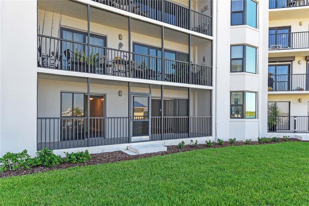 2700 N PENINSULA AVENUE 215 photo 4