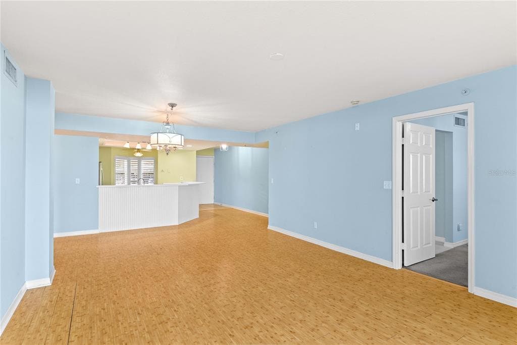 2700 N PENINSULA AVENUE 215 photo 21