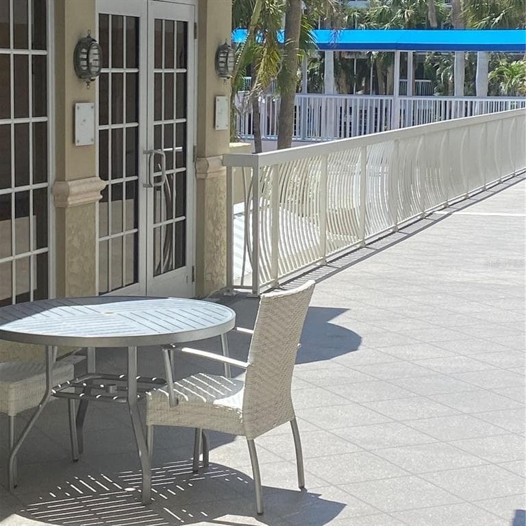 5500 GULF BOULEVARD 2249 photo 17