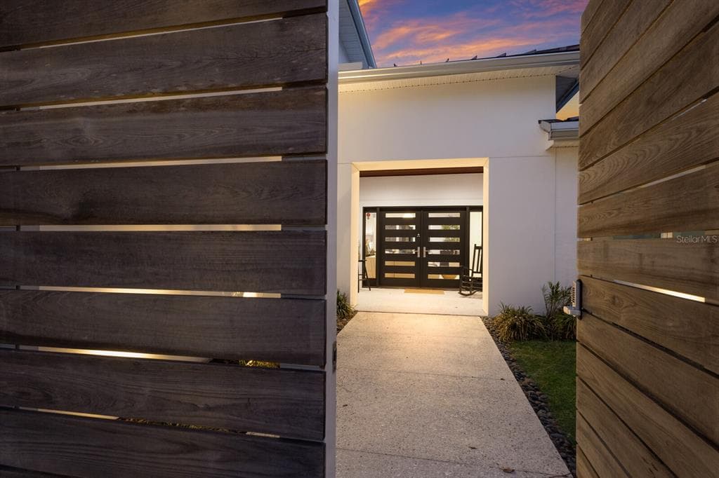 238 ISLAND CIRCLE 2