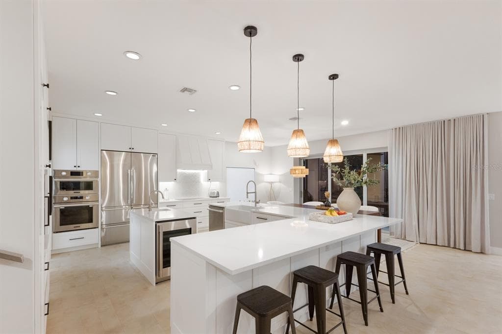 238 ISLAND CIRCLE photo 19