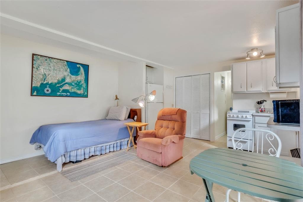 4365 CANAL ROAD photo 24