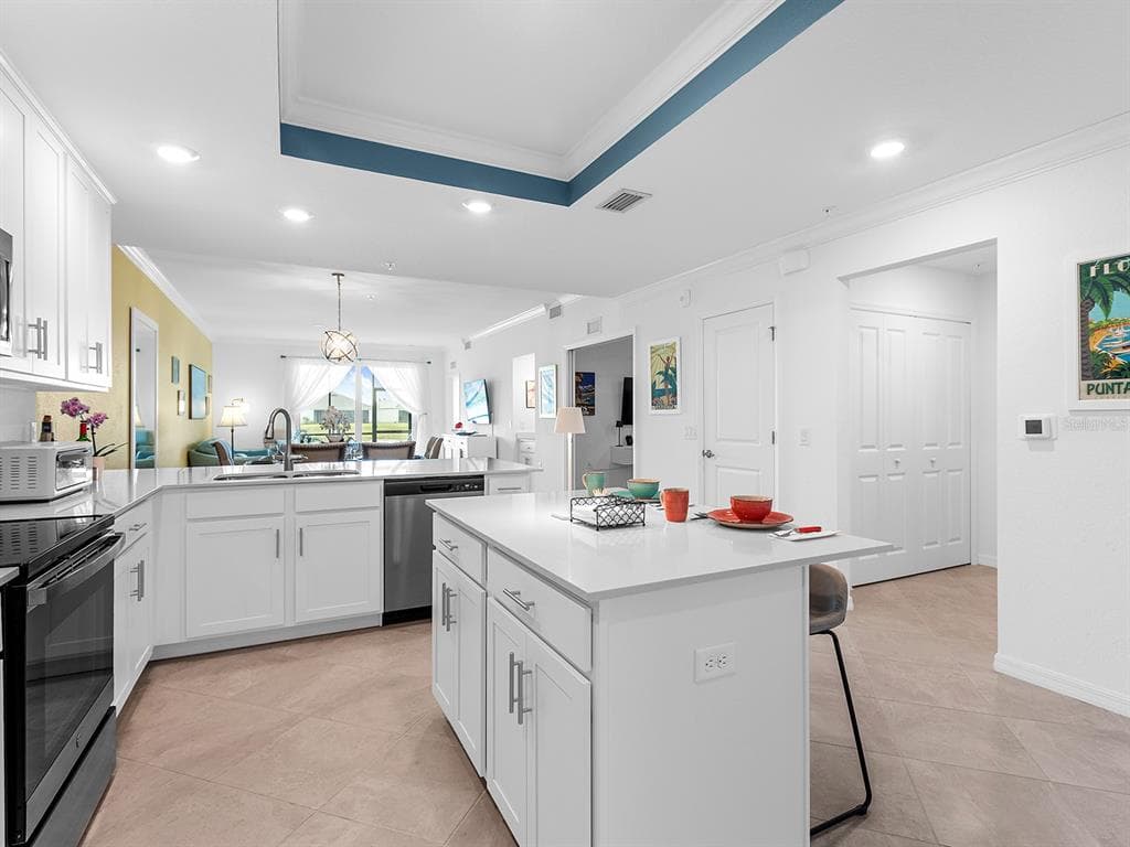 14214 HERITAGE LANDING BOULEVARD 817 photo 13
