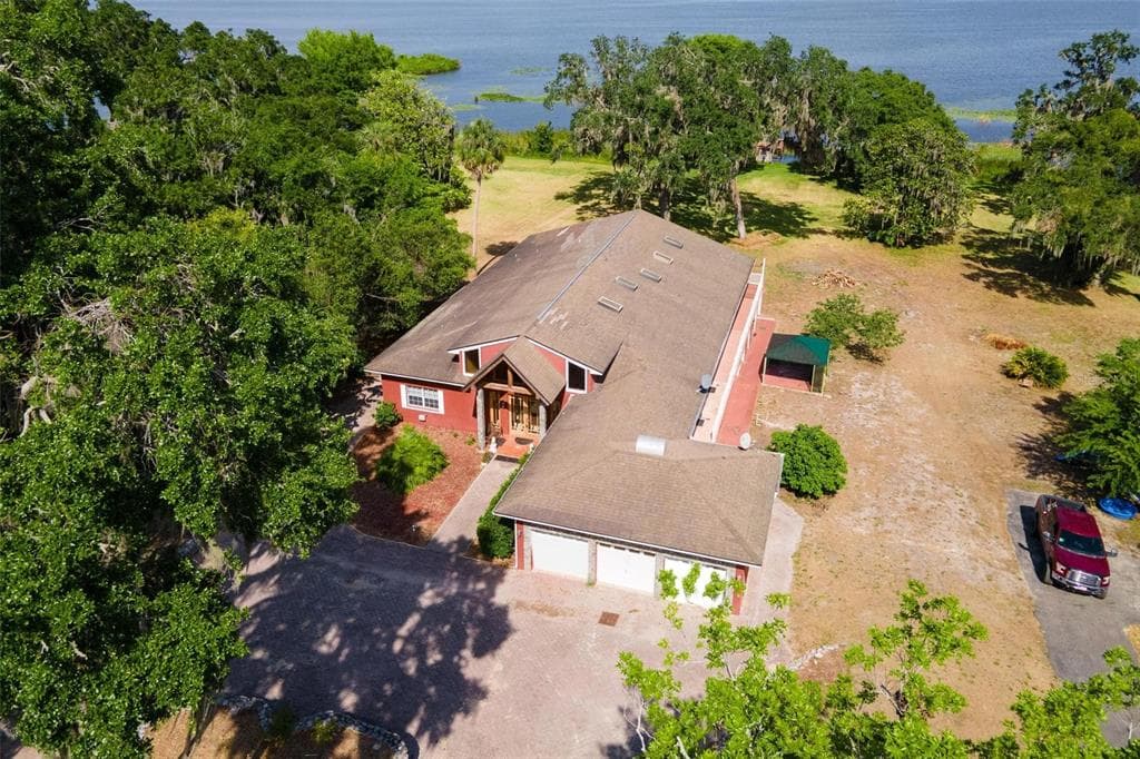 2400 N GRIFFIN DRIVE photo 6