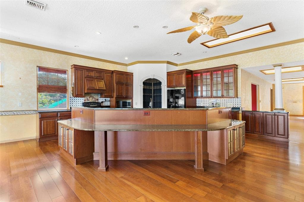 2400 N GRIFFIN DRIVE photo 22