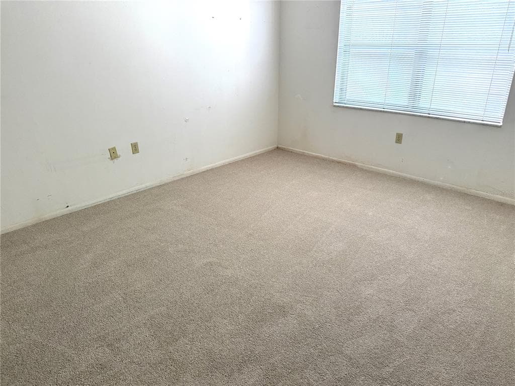 425 30TH AVENUE W C204 photo 15