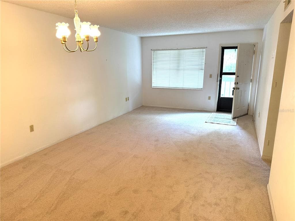 425 30TH AVENUE W C204 photo 11