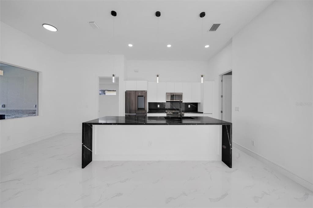 1234 NW 36TH AVENUE photo 18