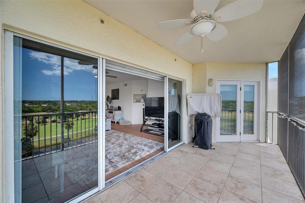 1200 COUNTRY CLUB DRIVE 5506 photo 24