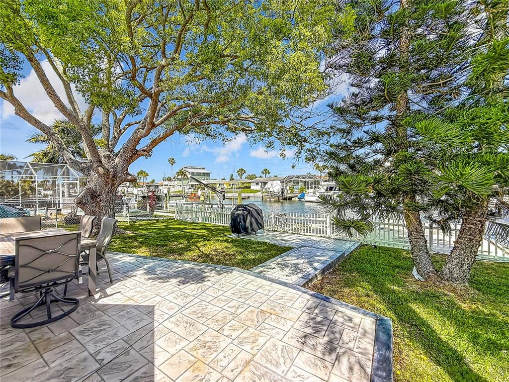 4920 PELICAN DRIVE photo 7