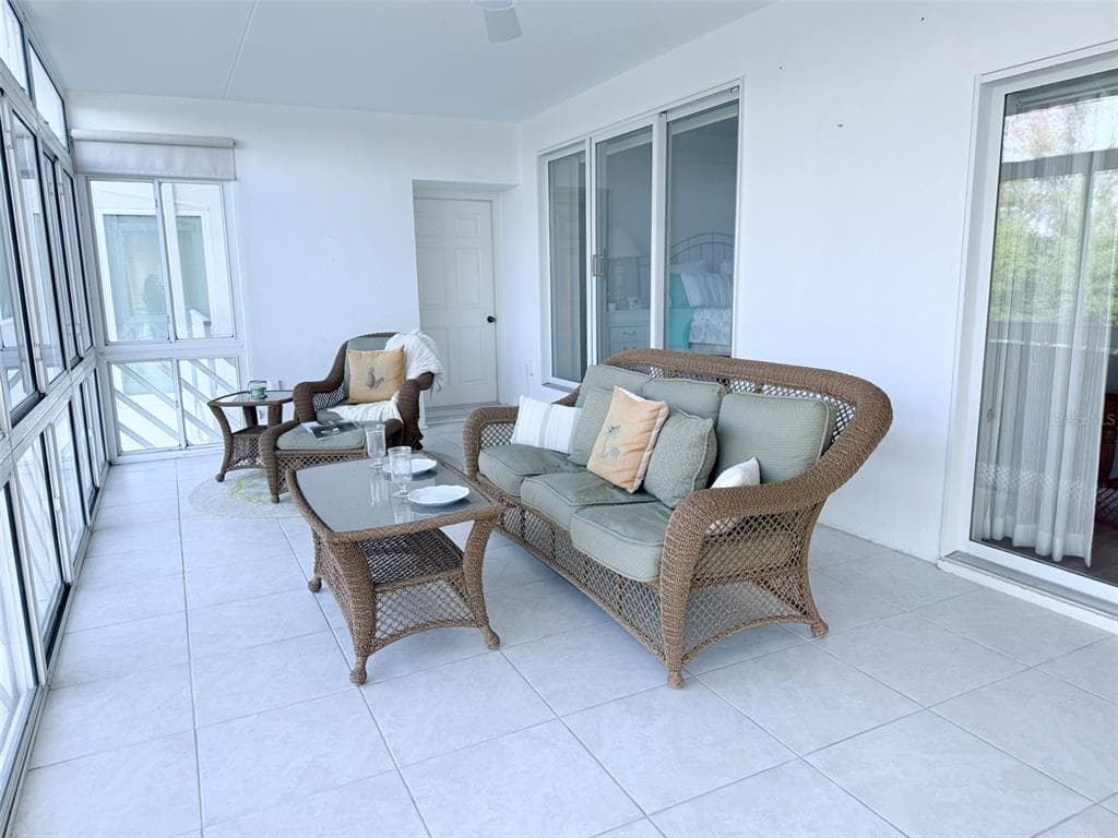 111 TIDY ISLAND BOULEVARD photo 4