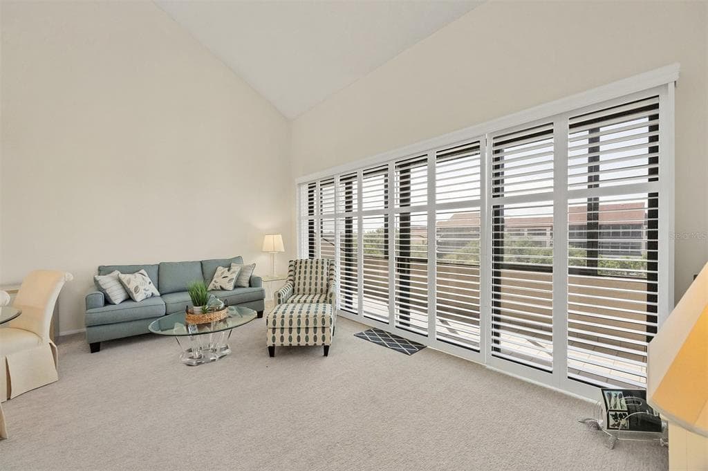 6285 MIDNIGHT PASS ROAD 403 photo 7