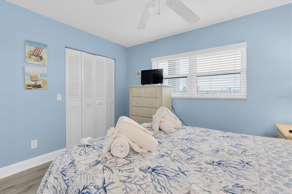 18650 GULF BOULEVARD 203 photo 22