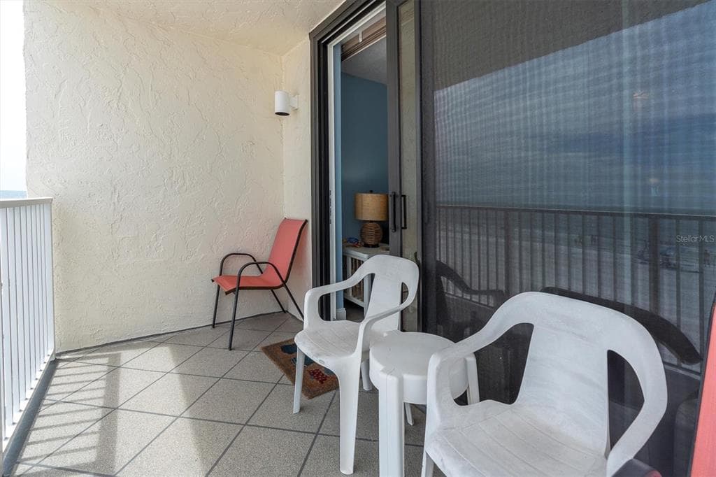 18650 GULF BOULEVARD 203 photo 24