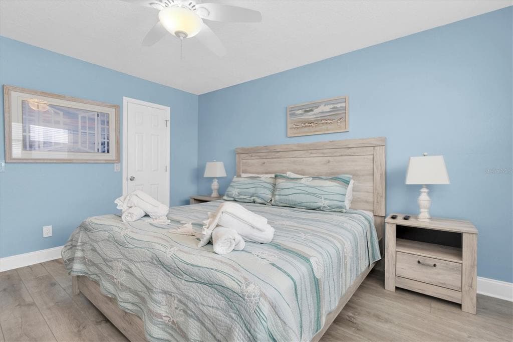 18650 GULF BOULEVARD 203 photo 18
