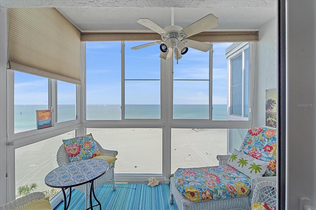950 TARPON CENTER DRIVE 504 photo 1