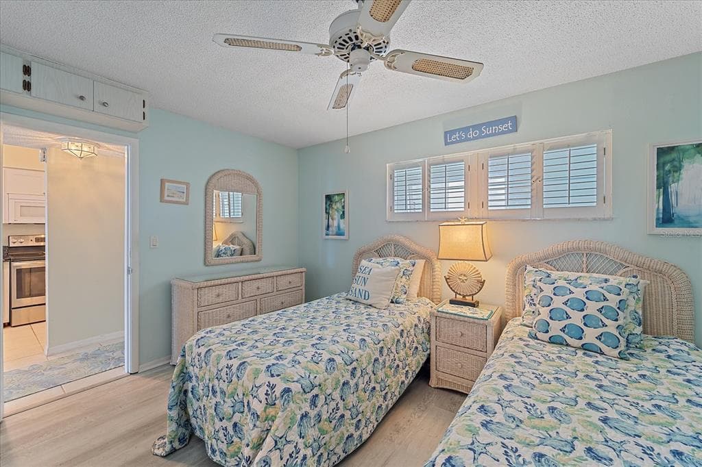 950 TARPON CENTER DRIVE 504 photo 20