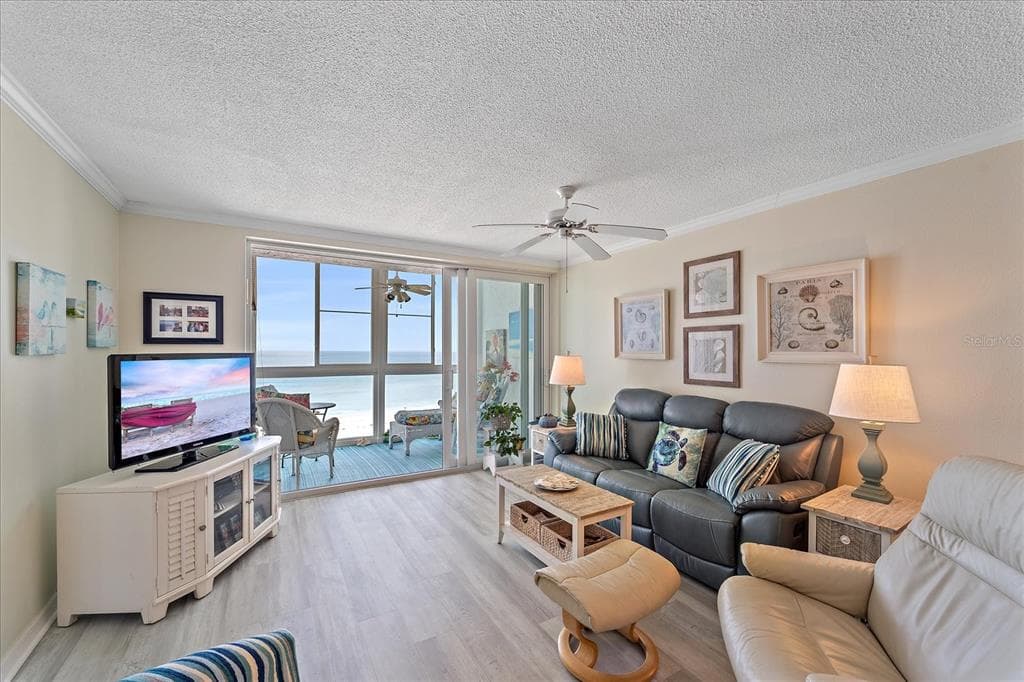 950 TARPON CENTER DRIVE 504 photo 15