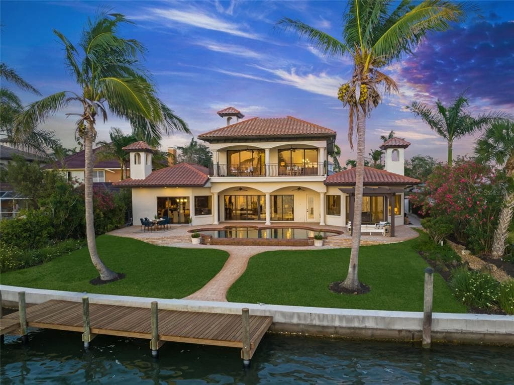 3576 SAN REMO TERRACE 2