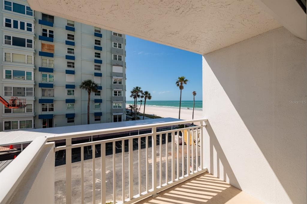 17408 GULF BOULEVARD 203 photo 12