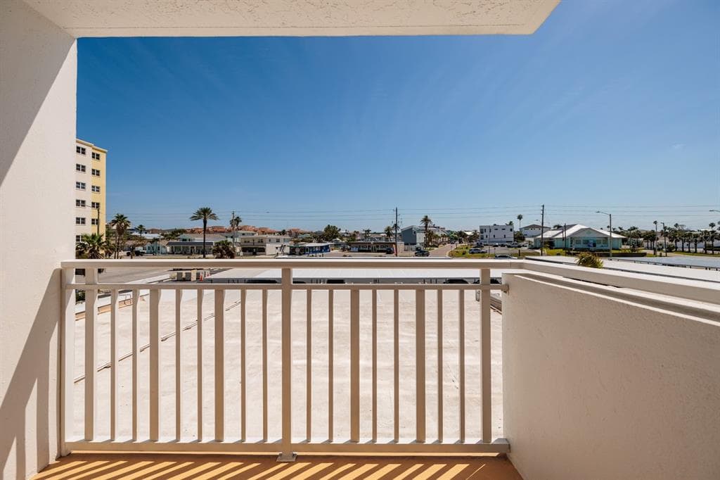 17408 GULF BOULEVARD 203 photo 20