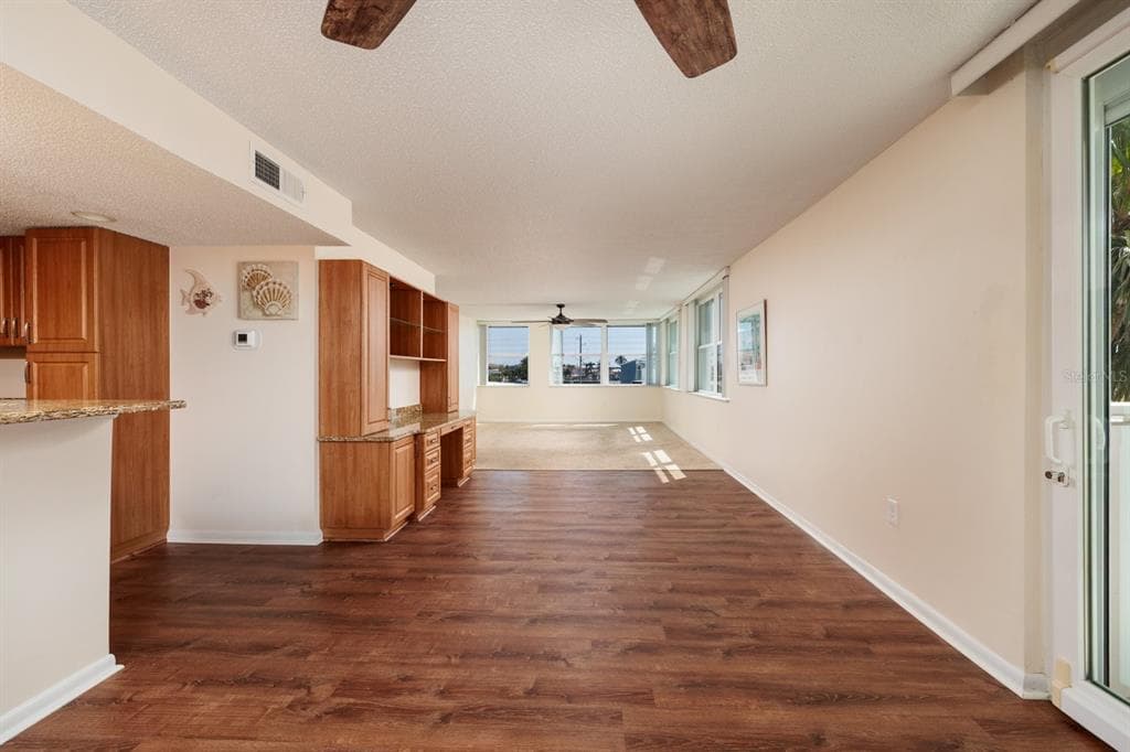 17408 GULF BOULEVARD 203 photo 14