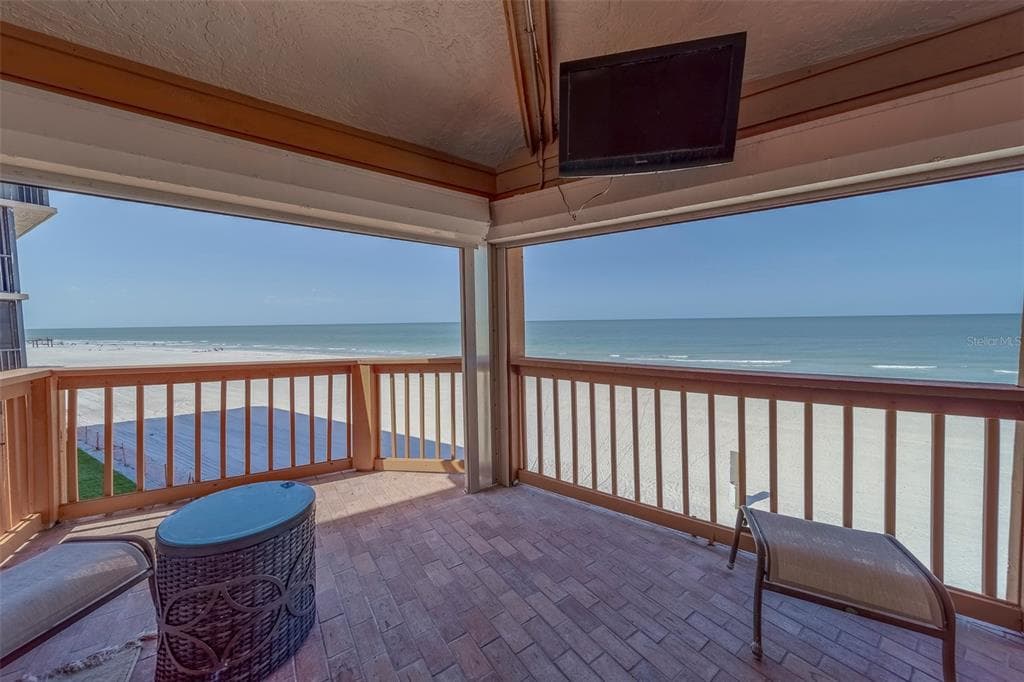 17606 LEE AVENUE photo 3