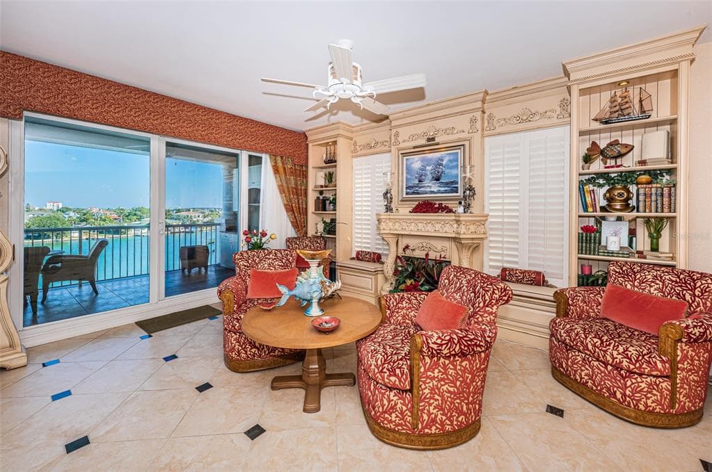 3805 GULF BOULEVARD 504 photo 17