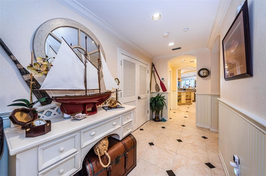 3805 GULF BOULEVARD 504 photo 12