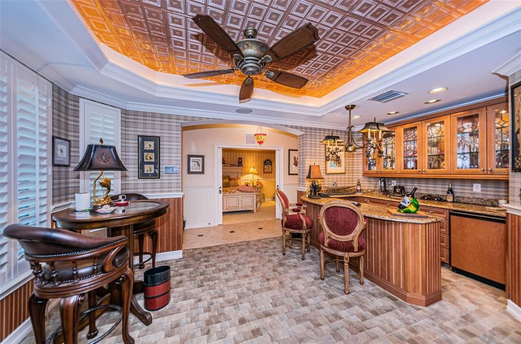 3805 GULF BOULEVARD 504 photo 22