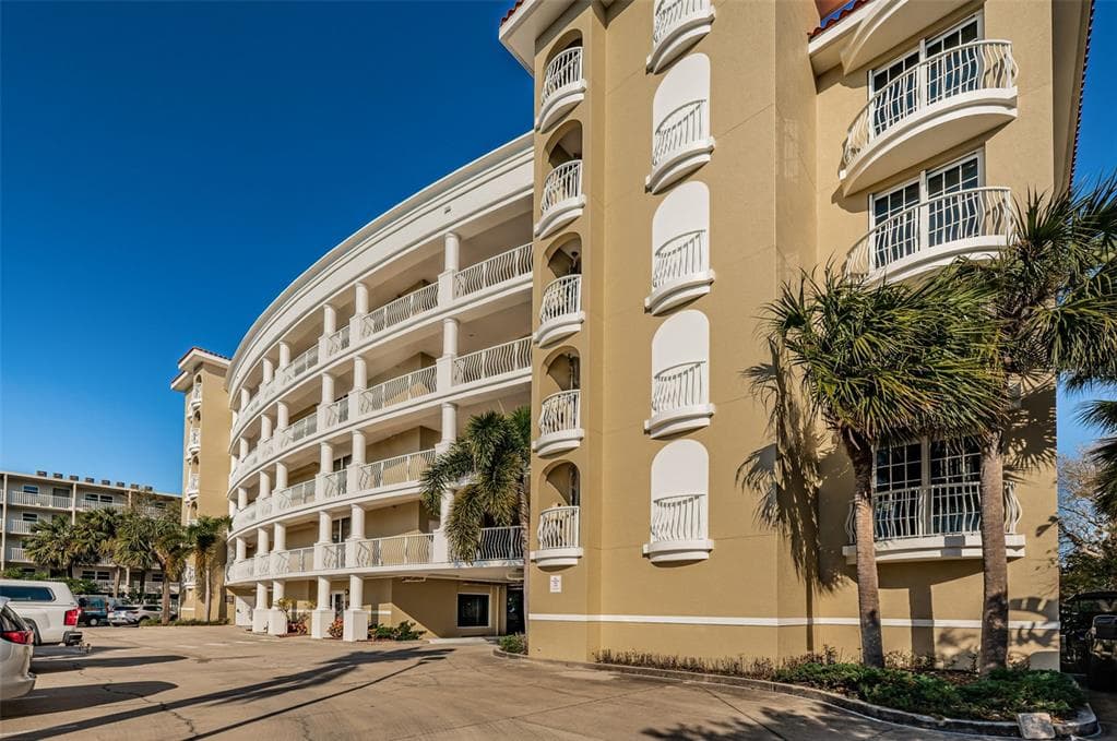 3805 GULF BOULEVARD 504 photo 7