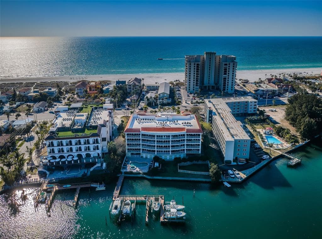3805 GULF BOULEVARD 504 photo 5