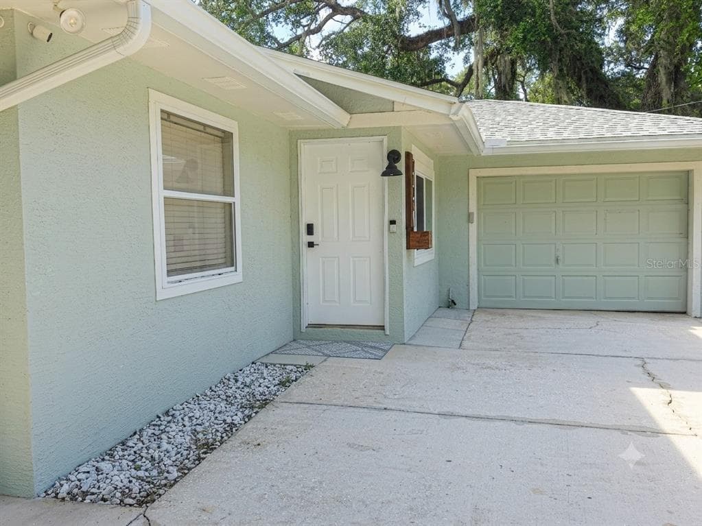 6806 S HOLLY OAK POINT photo 2