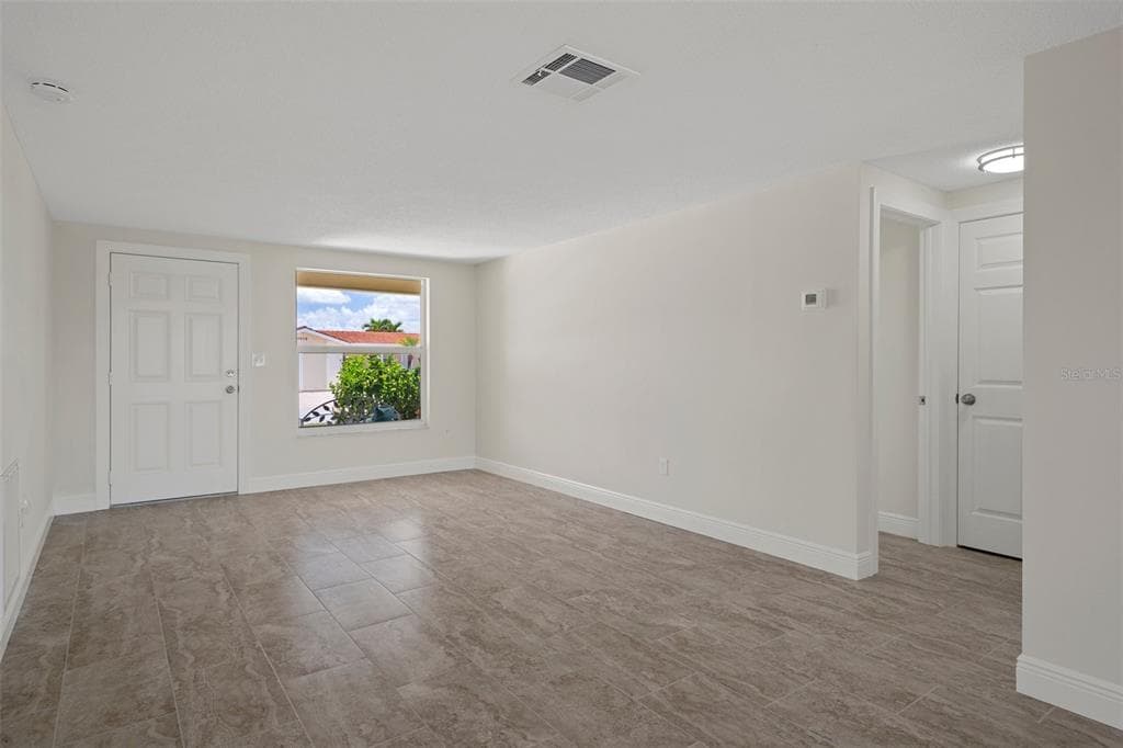 4937 DORY DRIVE photo 9