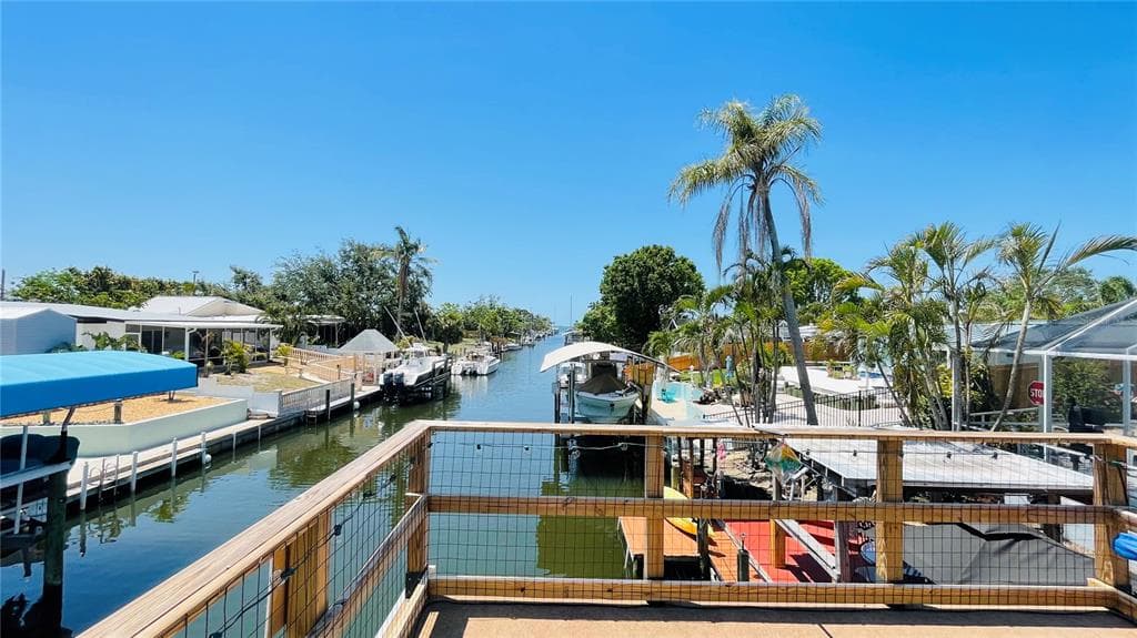 409 BRYN MAWR ISLAND 1