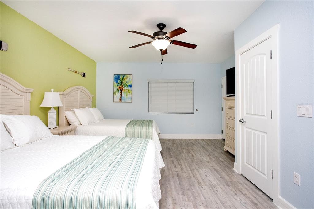 399 2ND STREET 417 photo 13