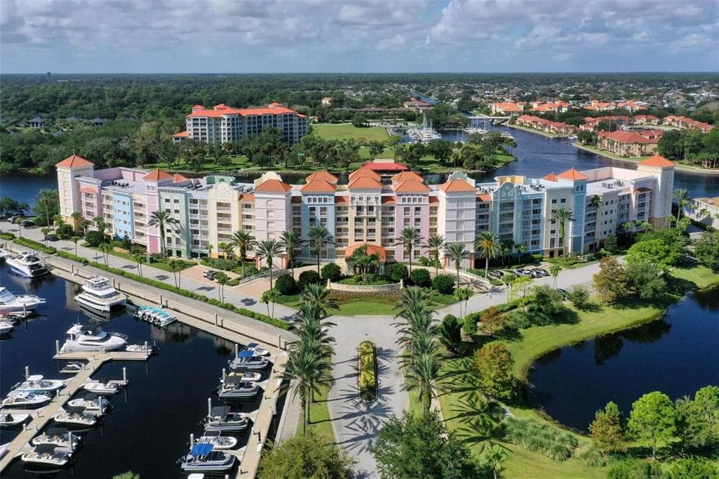 102 YACHT HARBOR DRIVE 263 photo 1
