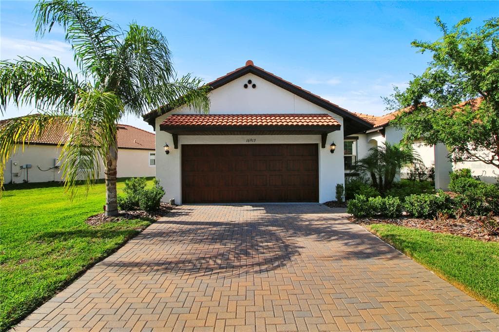 16913 ANCHOR ROOT STREET photo 1