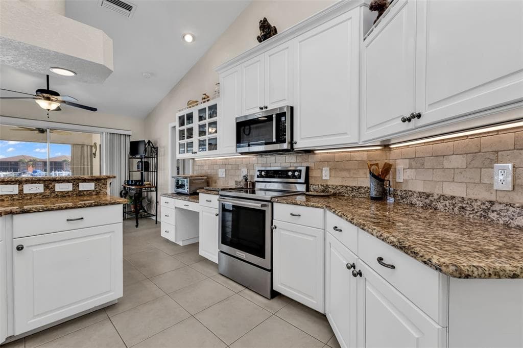 3518 TERIN COURT photo 20