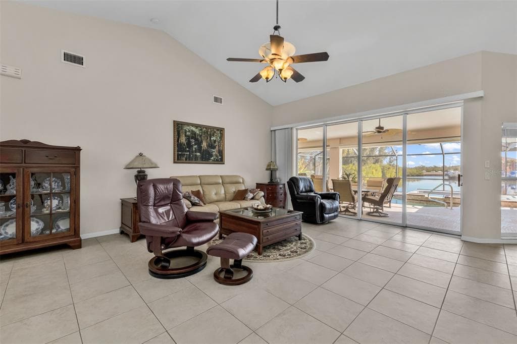 3518 TERIN COURT photo 10
