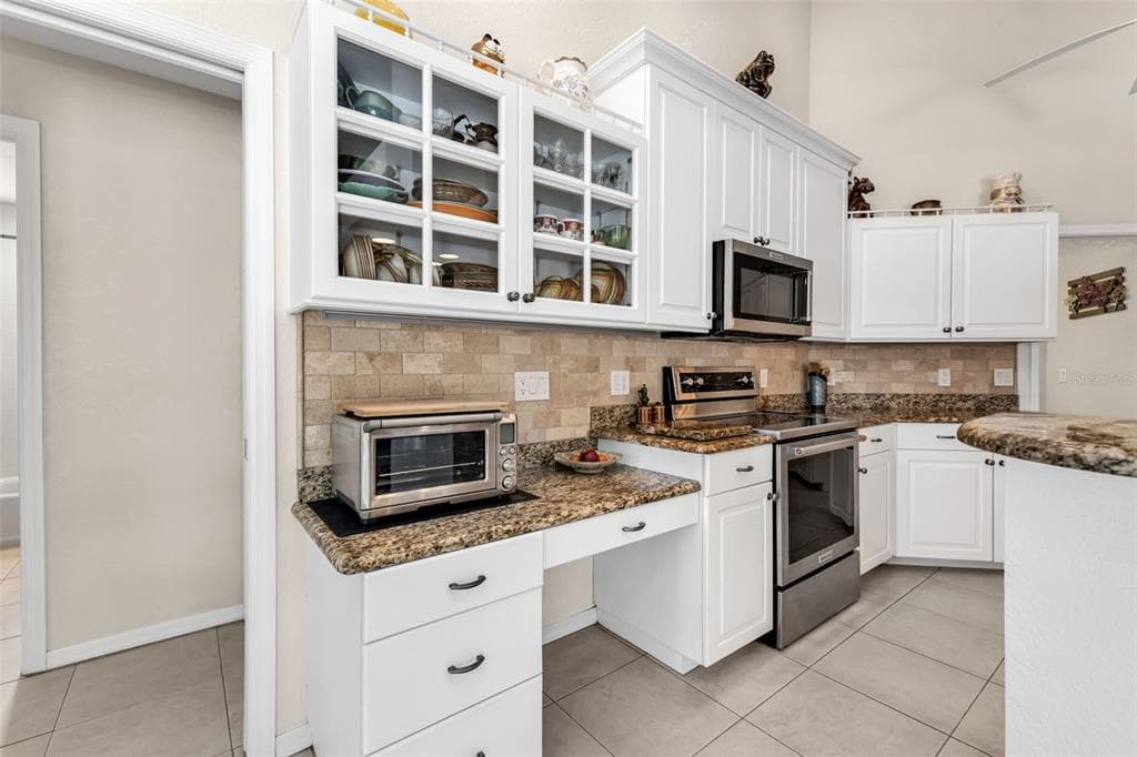 3518 TERIN COURT photo 18
