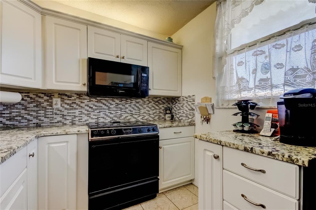 7465 BAY ISLAND DRIVE S 213 photo 12