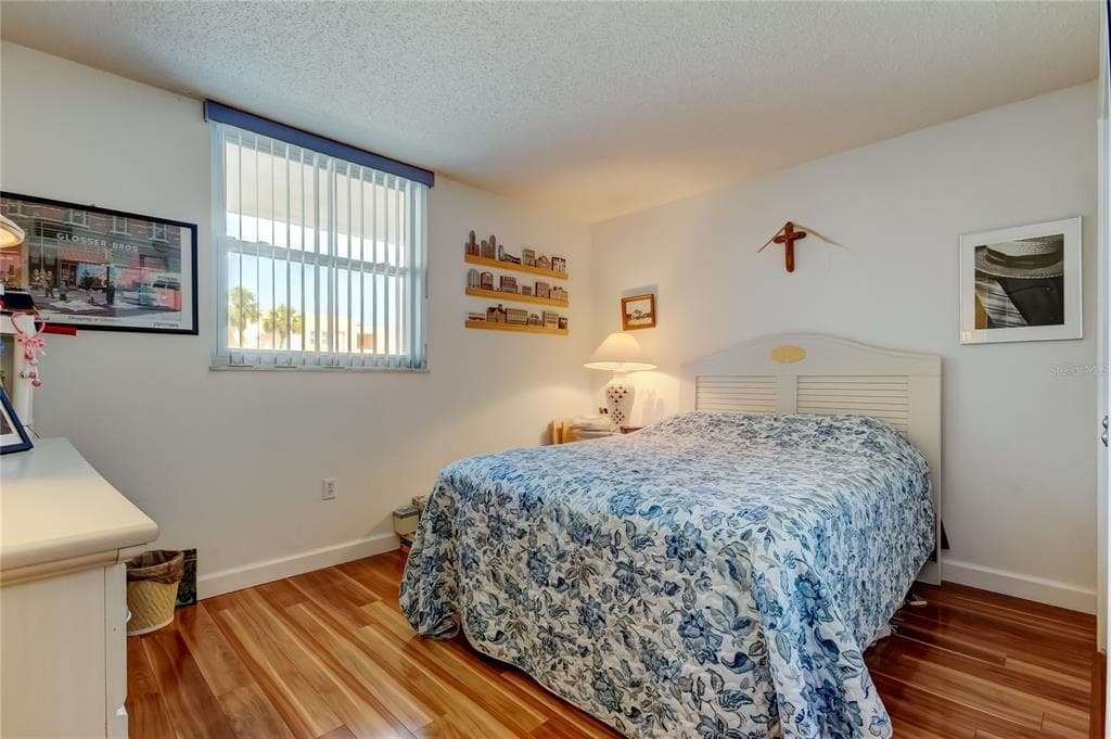 7465 BAY ISLAND DRIVE S 213 photo 24