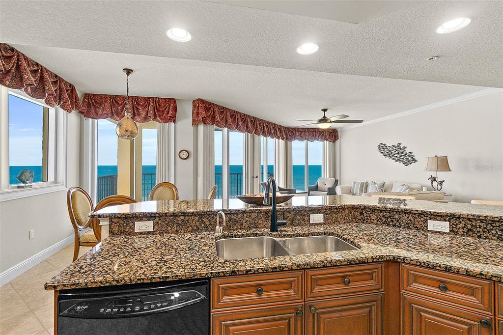2901 S ATLANTIC AVENUE 401 photo 18