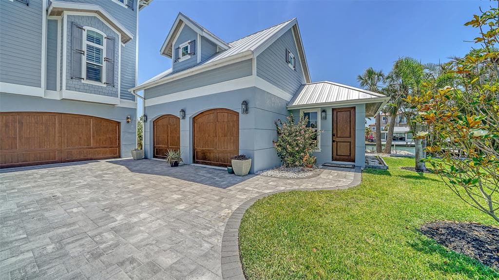 630 DE NARVAEZ DRIVE photo 12
