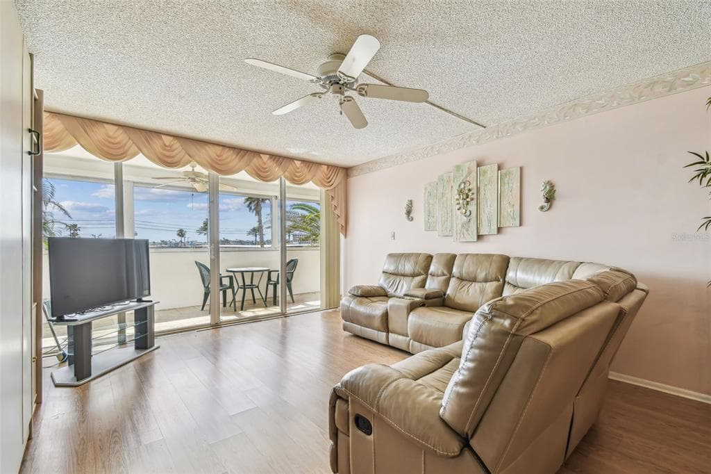 17920 GULF BOULEVARD 208 photo 10