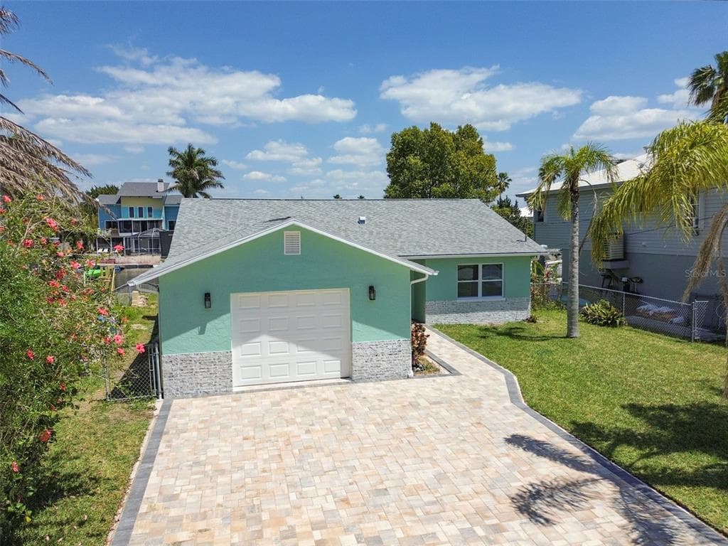 4482 KINGSTON DRIVE photo 2