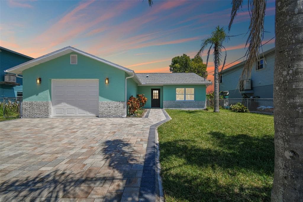 4482 KINGSTON DRIVE photo 1
