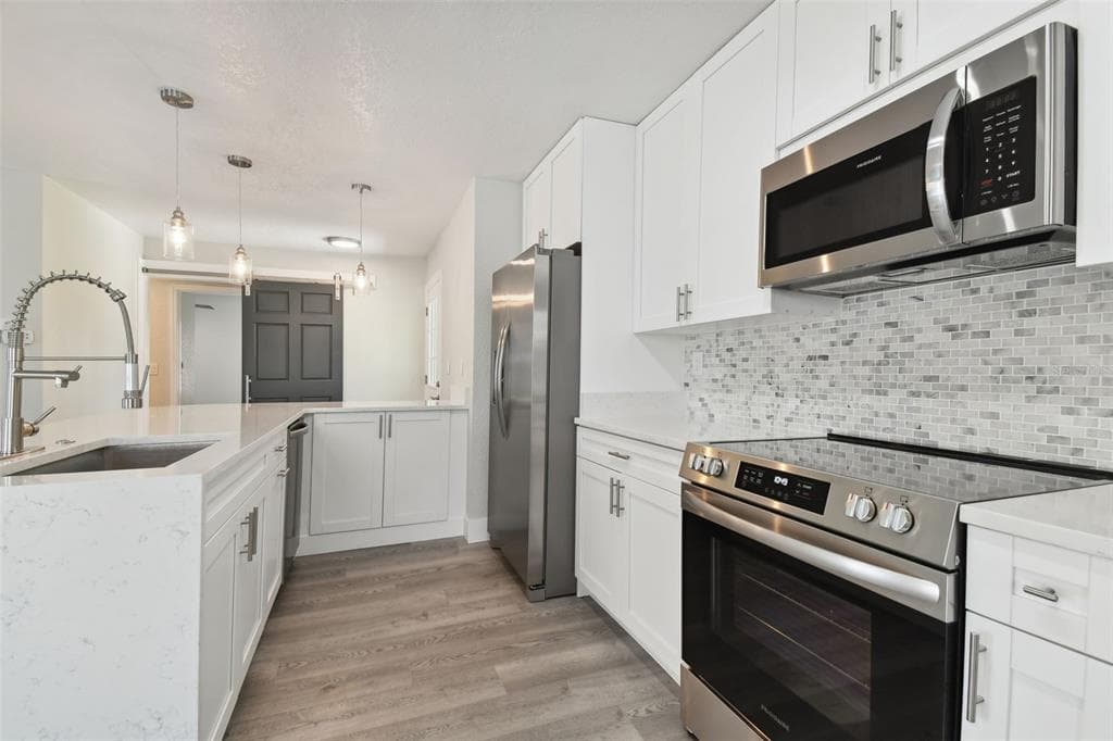 4482 KINGSTON DRIVE photo 20