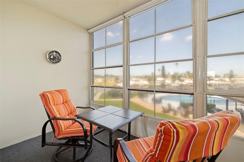 5157 SILENT LOOP 208 photo 16